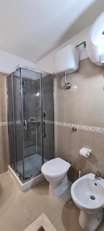 Em Holiday Apartment2 Quartu SantʼElena Exteriör bild