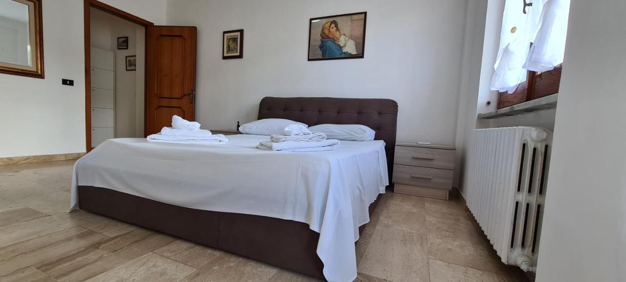 Em Holiday Apartment2 Quartu SantʼElena Exteriör bild
